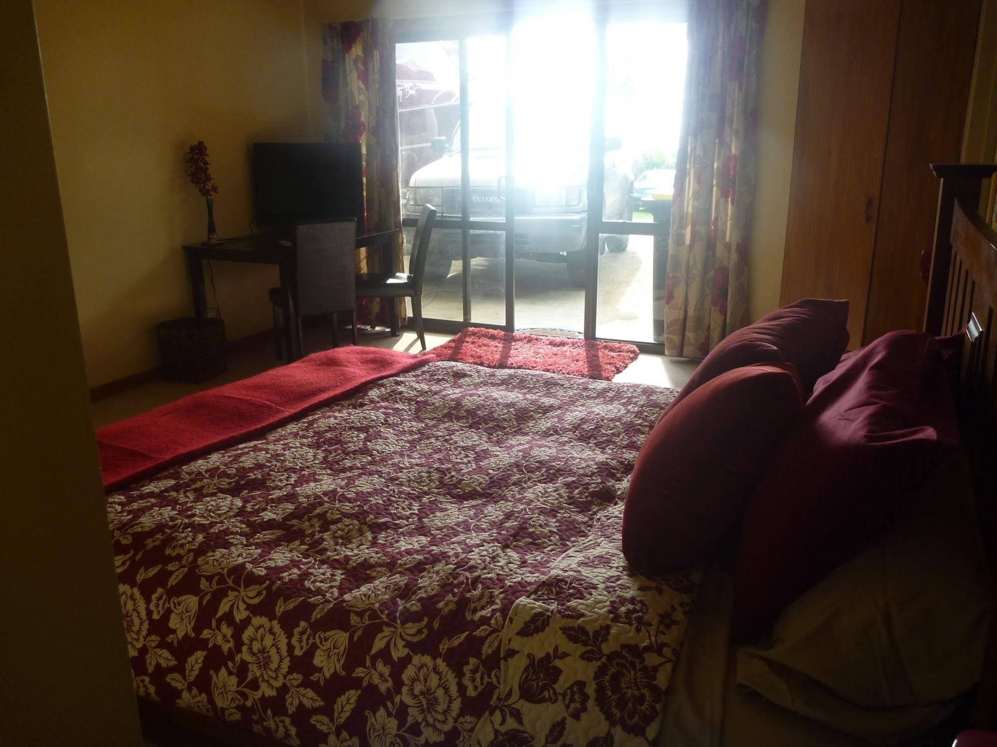Te Puru Pohutukawa Coast Bnb מראה חיצוני תמונה