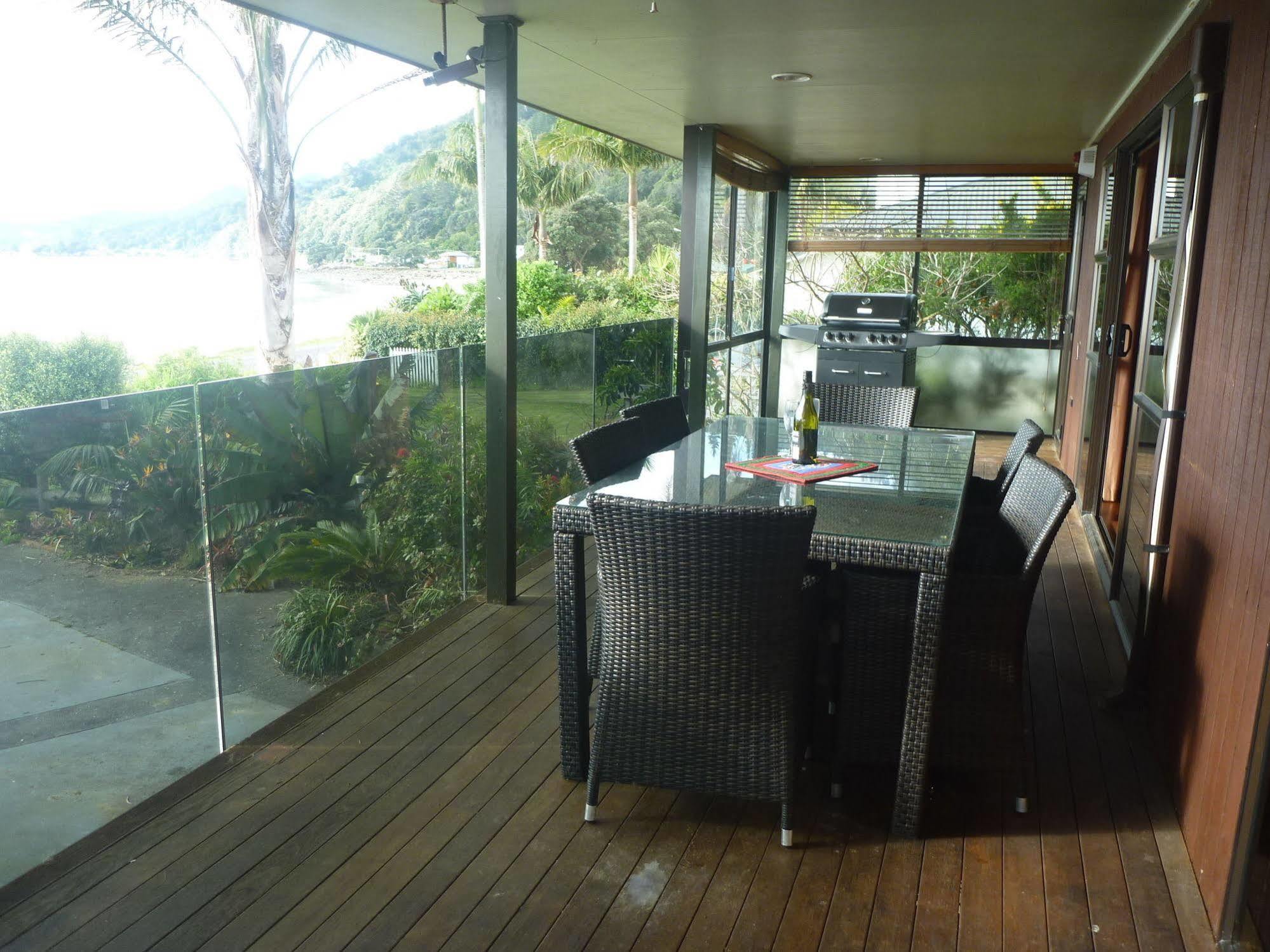 Te Puru Pohutukawa Coast Bnb מראה חיצוני תמונה