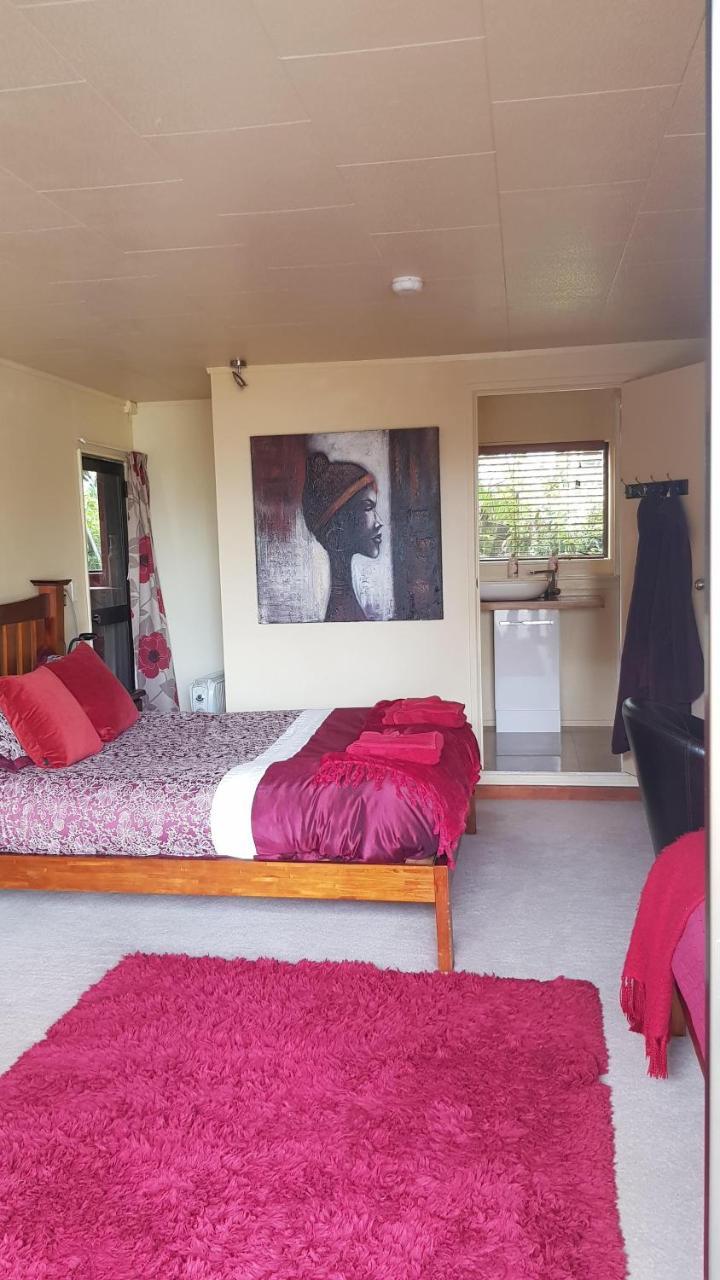 Te Puru Pohutukawa Coast Bnb מראה חיצוני תמונה