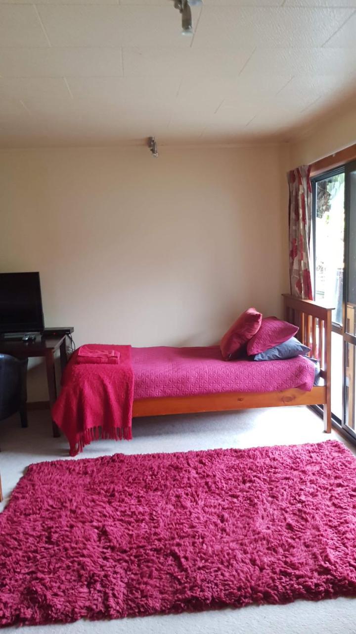Te Puru Pohutukawa Coast Bnb מראה חיצוני תמונה